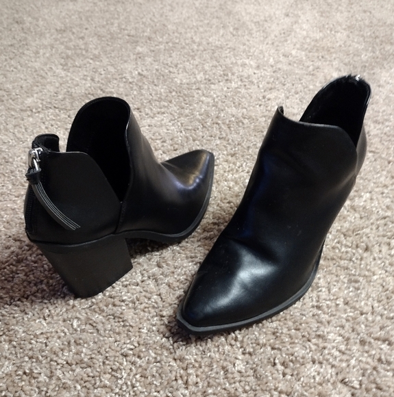 A New Day Beatrix Cut Heeled Booties - Picture 11 of 12